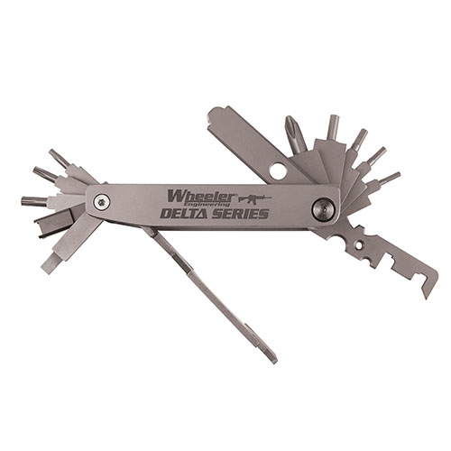 Wheeler Delta Series Compact AR Multi-Tool to wszechstronne narzędzie ze stali nierdzewnej, idealne do poprawek i usuwania nagaru w terenie, zawsze pod ręką.