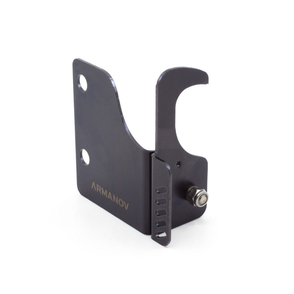 Włącznik zatrzymania ARMANOV do Dillon 1050 blokuje podajnik nabojów, umożliwiając łatwe czyszczenie i konserwację, wykonany z wysokiej jakości stali.