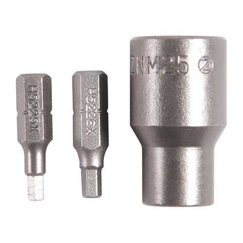 Zestaw CARRIER KEY BIT KIT zawiera dwa bity hex do instalacji śrub klucza nośnika oraz adapter do klucza dynamometrycznego 3⁄8