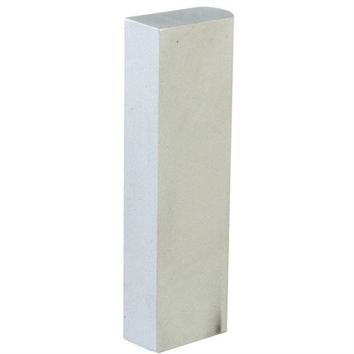 Wypełniacz do magazynka 1911 zapobiega uszkodzeniom ramy, wypełniając miejsce na magazynki, wykonany z aluminium 7075 w matowym wykończeniu.