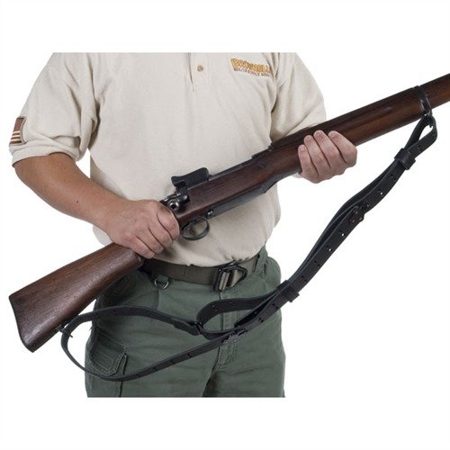 Sling Competitor Plus z najwyższej jakości skóry, stalowymi hakami i mocnymi keeperami, zapewnia wygodę i stabilność, idealny do precyzyjnego strzelania.