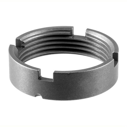 Zamek Castle Nut z tytanu klasy 5, kompatybilny z Mil-Spec, waży tylko 9,7 g i umożliwia łatwy montaż za pomocą narzędzi AR Multi Tool. Wyprodukowano w USA.