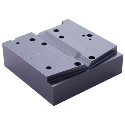 Blok 1911 Armorer's Block z nylonu wzmocnionego szkłem ułatwia konserwację pistoletu, chroniąc go i Twoje ręce przed uszkodzeniami.