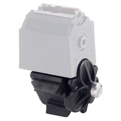 Trimag 10/22® to niskoprofilowy łącznik, który łączy trzy magazynki, umożliwiając szybkie przeładowania 30 nabojami bez zbędnego szukania magazynka.