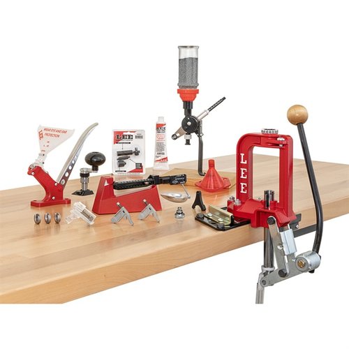 Zestaw Lee Precision Breech Lock Challenger oferuje wszechstronny system do ładowania amunicji, w tym nową prasę, narzędzia do przygotowania łusek i miarkę proszku.