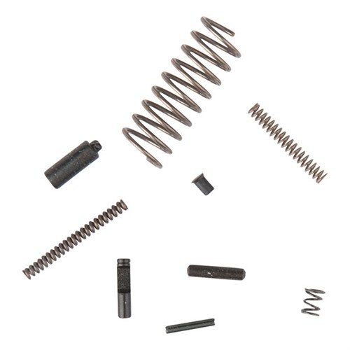 Zestaw AR-15/M16 UPPER SMALL PARTS KIT zawiera często wymieniane części, dzięki czemu masz pod ręką zapas do naprawy i renowacji swojej broni.
