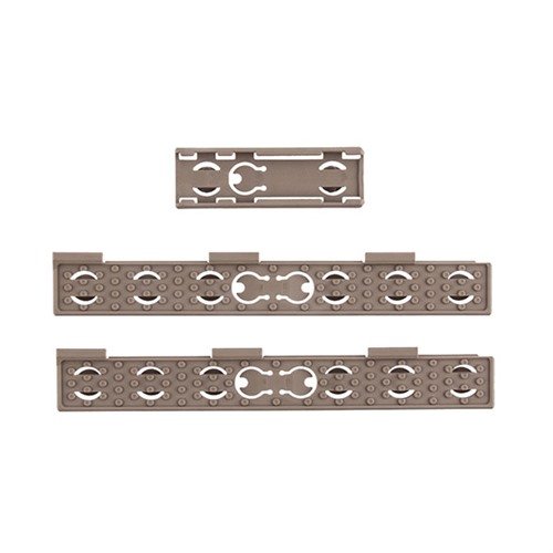 Zestaw KAC Keymod Wire Management zawiera dwa panele o długości 5,5