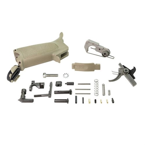 Zestaw AR-15 BCMGUNFIGHTER™ Enhanced Lower Parts Kit oferuje wysokiej jakości komponenty Mil-Spec oraz ulepszenia, takie jak BCM PNT™ Trigger Assembly i BCM Pistol Grip, Mod 3.