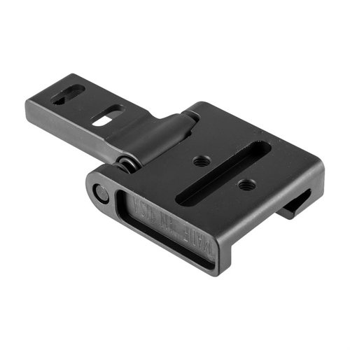 Mechanizm składanej kolby ACE DoubleStar wykonany z stali, zapewnia stabilność, kompaktowość podczas transportu i możliwość składania w lewo lub prawo.