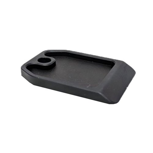 Adapter ARCA Rail T6 od AREA 419 umożliwia montaż na nierównych osadach, wykonany z lekkiego aluminium 6061, anodowany na czarno dla trwałości.