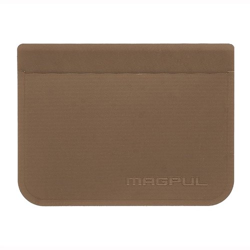 DAKA Everyday Folding Wallet to wytrzymały, minimalistyczny portfel na 7 kart z oknem na ID, zewnętrzną kieszenią i antypoślizgowym materiałem.