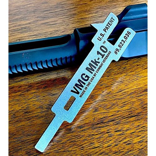 VMG MK-10 to innowacyjne narzędzie czyszczące do AR-15 i AR .308, które skutecznie usuwa węgiel, oferując 7 funkcji w jednym, wspierając weteranów.