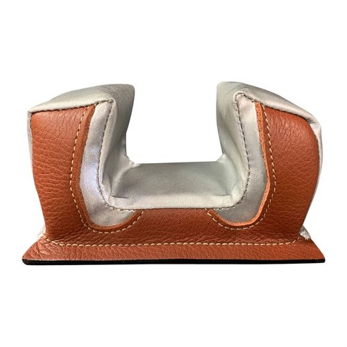 EDGEBAG STANDARD FRONT REST to torba przednia do podpór Sinclair-Style, z wysokimi uszami zapewniającymi pewne prowadzenie broni. Pasuje do wielu podpór.