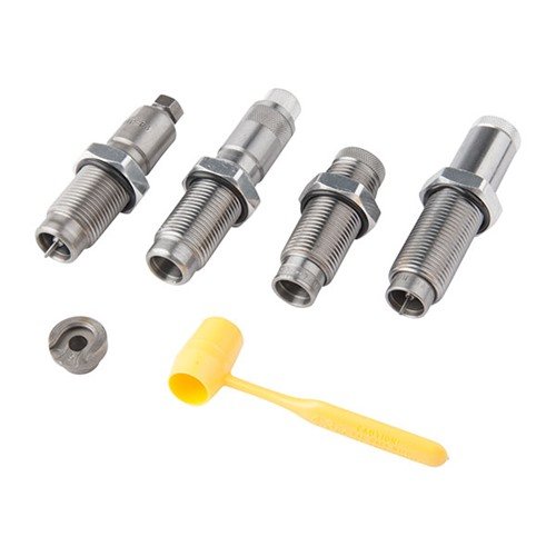 Zestaw die'ów ULTIMATE 4-DIE SET zapewnia wszechstronność, precyzyjne dopasowanie pocisków oraz trwałość bez użycia smaru, idealny do ładowania 7mm Rem Mag.