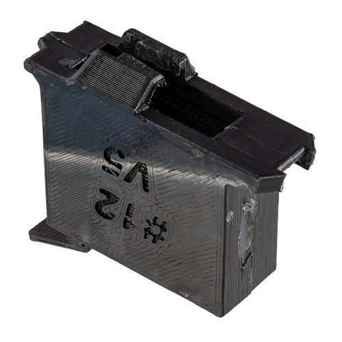 Adapter McFadden Lightnin' Grip Loader przyspiesza ładowanie magazynków .22 LR, eliminując ból kciuka i oferując wiele opcji dla różnych broni.