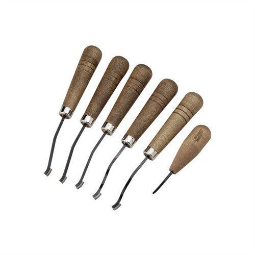 Zestaw CAMP PERRY CHECKERING SET od GUNLINE umożliwia wykonanie skomplikowanych wzorów na drewnie dzięki sześciu narzędziom i łatwym instrukcjom.