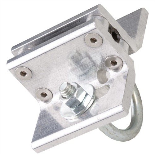 LA BOUNTY Steel Stamp Guide zapewnia precyzyjne wyrównanie stempelków, umożliwiając profesjonalne oznaczenia kalibrów na lufach broni.