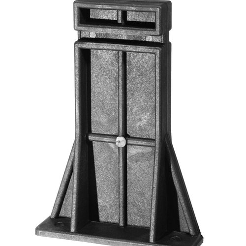 Jednoczęściowy blok AR-15/M16 SPIKE'S BLOCK zapewnia stabilną platformę do czyszczenia i konserwacji, mocując dolny receiver do warsztatu lub ściany.