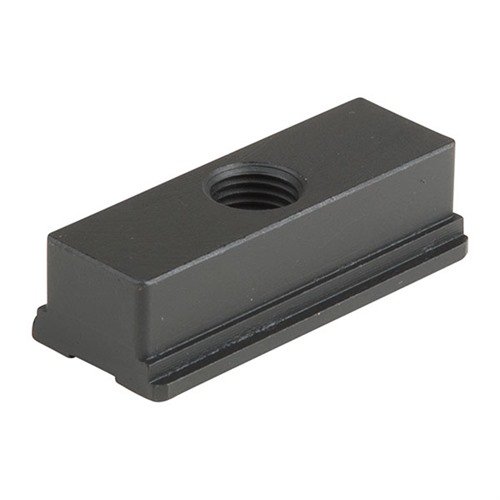 Specjalne buty do przesuwania celowników MGW zapewniają precyzyjne dopasowanie do różnych modeli broni, zwiększając efektywność pracy z narzędziami.