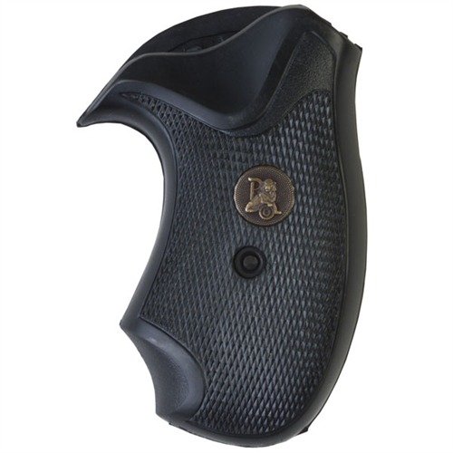 Chwyty COMPAC SJ/C PACHMAYR zapewniają doskonałą przyczepność w każdych warunkach dzięki neoprenowej gumie, która pochłania odrzut i ma wbudowane żłobienia.