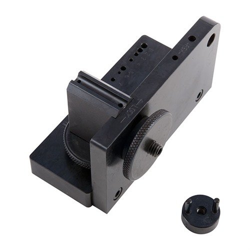 Umożliwia precyzyjne ustawienie do pracy z młotkiem i spustem, oferując powtarzalne ustawienia i dokładne regulacje dla wielu modeli broni.