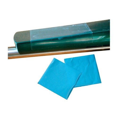 TRU-KOTE BENCHREST STOCK TAPE zapewnia lepsze ślizganie broni w torbach oraz chroni powierzchnie osady przed zarysowaniami, dostępny w przezroczystym i Teflonowym wariancie.