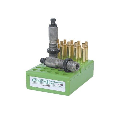 Zestaw Redding FL Die zawiera pełnowymiarowy (FL) die do sizingu oraz standardowy die do sekwencji, zapewniając precyzyjne i efektywne ładowanie amunicji.
