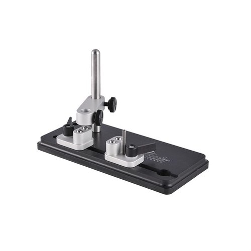Sinclair Concentricity Gauge to precyzyjne narzędzie do pomiaru runout, łatwe w użyciu, stabilne i dostosowane do różnych długości nabojów.