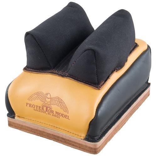 Torby Protektor Dr. Bag ważące ponad 15 lbs zapewniają stabilność i wsparcie, dzięki czemu Twoja broń śledzi cel z precyzją. Wersje z uszami Cordura dostępne.