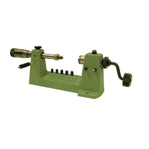 Redding CASE TRIMMER z mikrometrem umożliwia precyzyjne przycinanie łusek do 3,25 cala, z uproszczonym załadunkiem i 6 pilotami do różnych kalibrów.