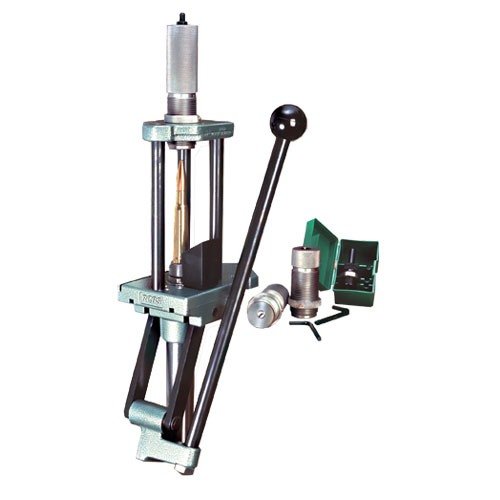 RCBS AmmoMaster .50 BMG PACK to kompletny zestaw do precyzyjnego ładowania nabojów .50 BMG, zawierający prasę, die i niezbędne akcesoria.