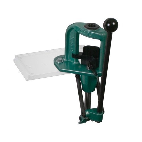 RELOADER SPECIAL-5 to wszechstronna prasa do reloading, obsługująca małe i duże naboje, z wygodnym uchwytem i możliwością użycia akcesoriów RCBS.