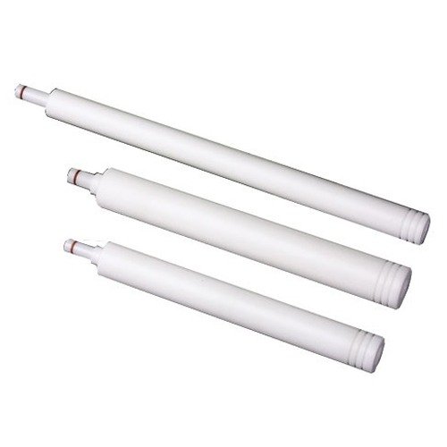 Specjalistyczne prowadnice do czyszczenia dla karabinów AR-15, AR-10/SR25 i HK-91 z portem na rozpuszczalnik, idealne do precyzyjnego czyszczenia.