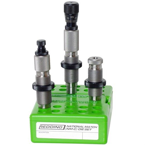 Zestaw die Redding National Match to idealne rozwiązanie dla strzelców sportowych i wojskowych, zawiera Full Length Sizing Die, Taper Crimp Die i Competition Bullet Seater.