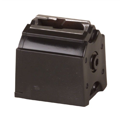 Wysokiej jakości magazynki Ruger® 10/22® zapewniają niezawodne zasilanie dzięki polimerowej konstrukcji i stalowym wzmocnieniom, idealne do strzelania.